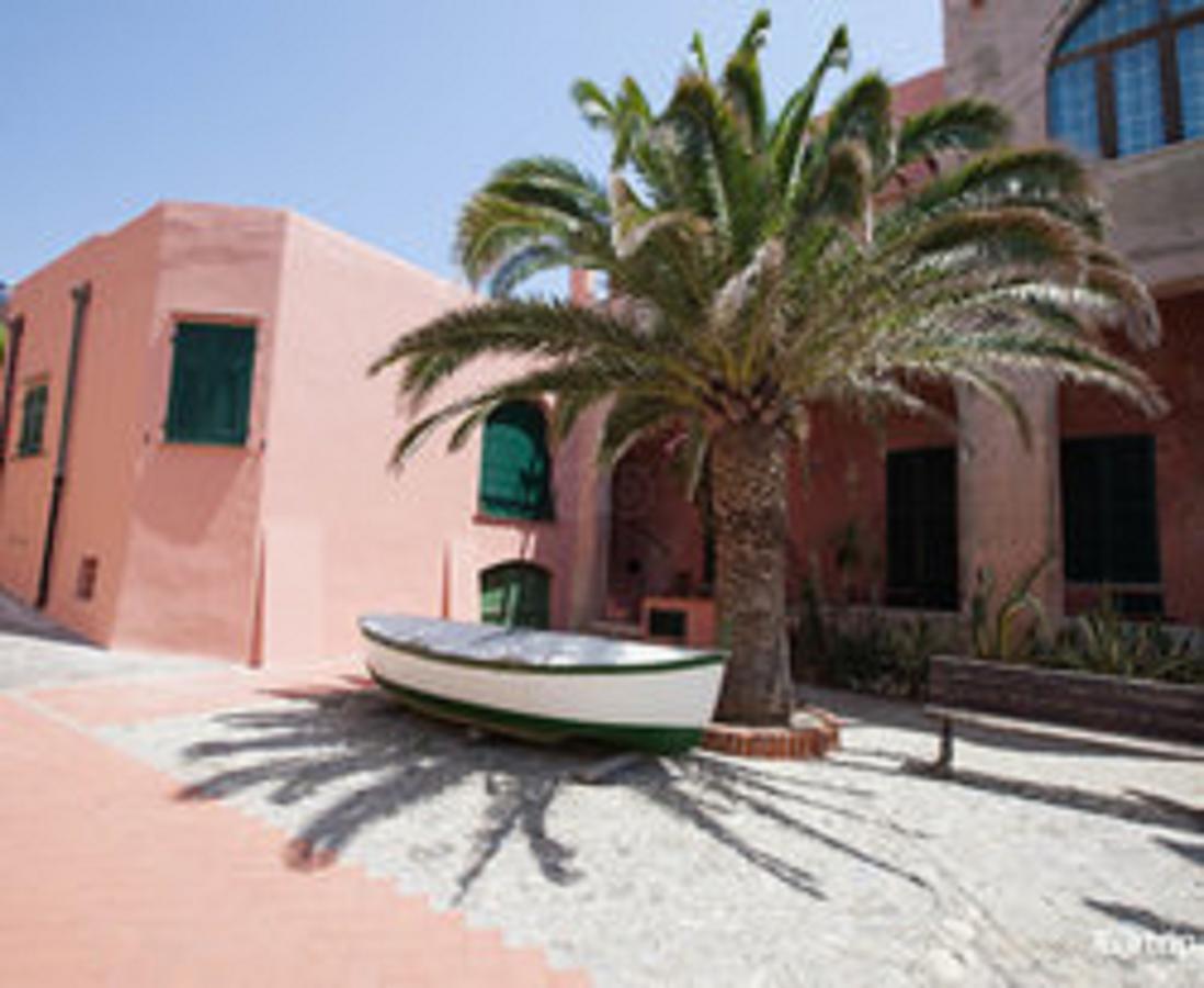 Hotel Arabesque Varigotti Εξωτερικό φωτογραφία