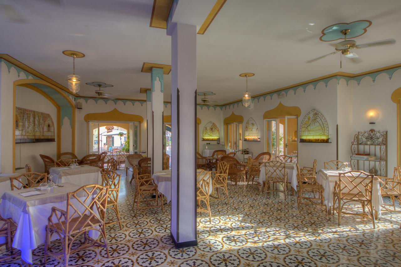 Hotel Arabesque Varigotti Εξωτερικό φωτογραφία