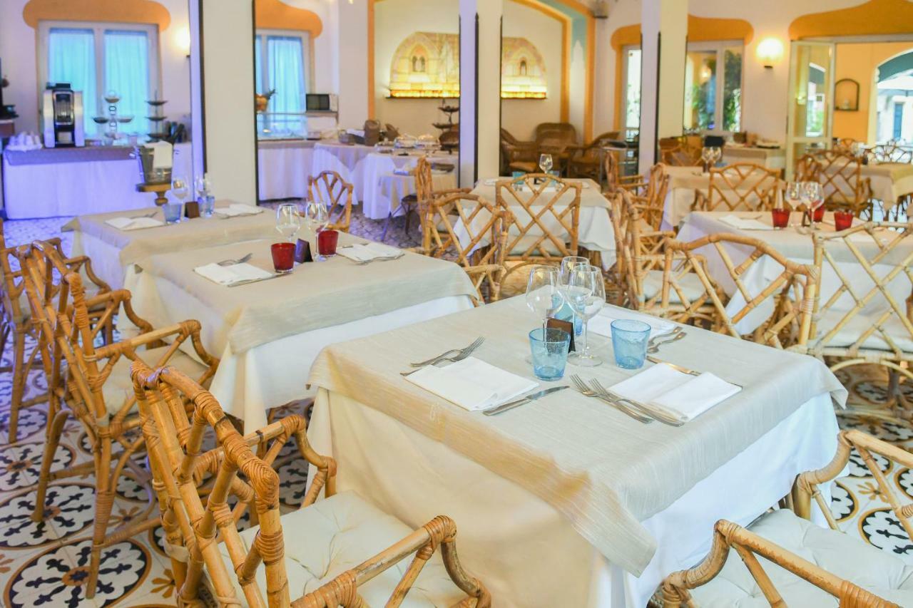 Hotel Arabesque Varigotti Εξωτερικό φωτογραφία