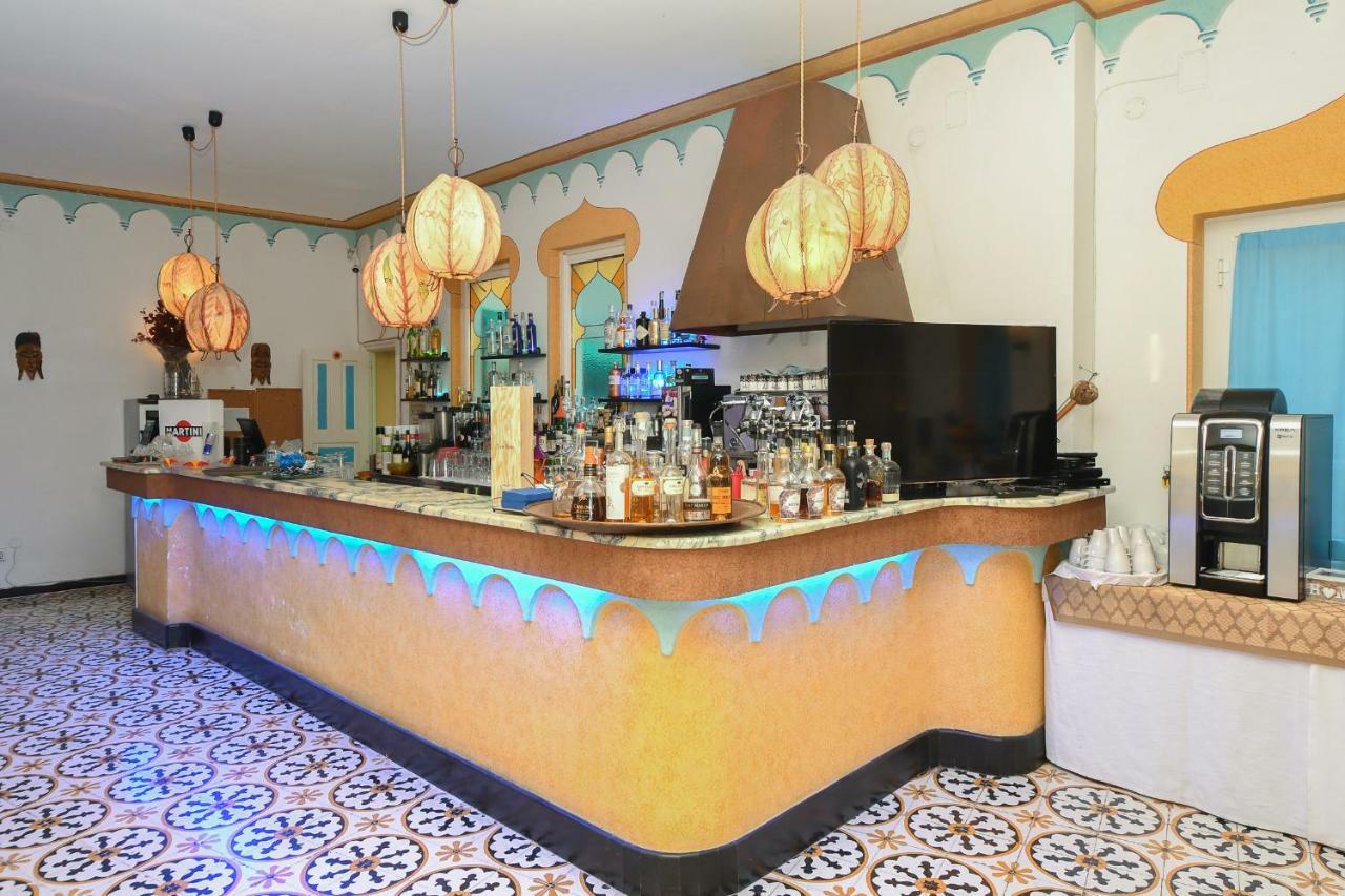 Hotel Arabesque Varigotti Εξωτερικό φωτογραφία